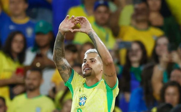 中鼎策略 安帅执教巴西以来，吉马良斯是唯一一位每场比赛都首发的球员